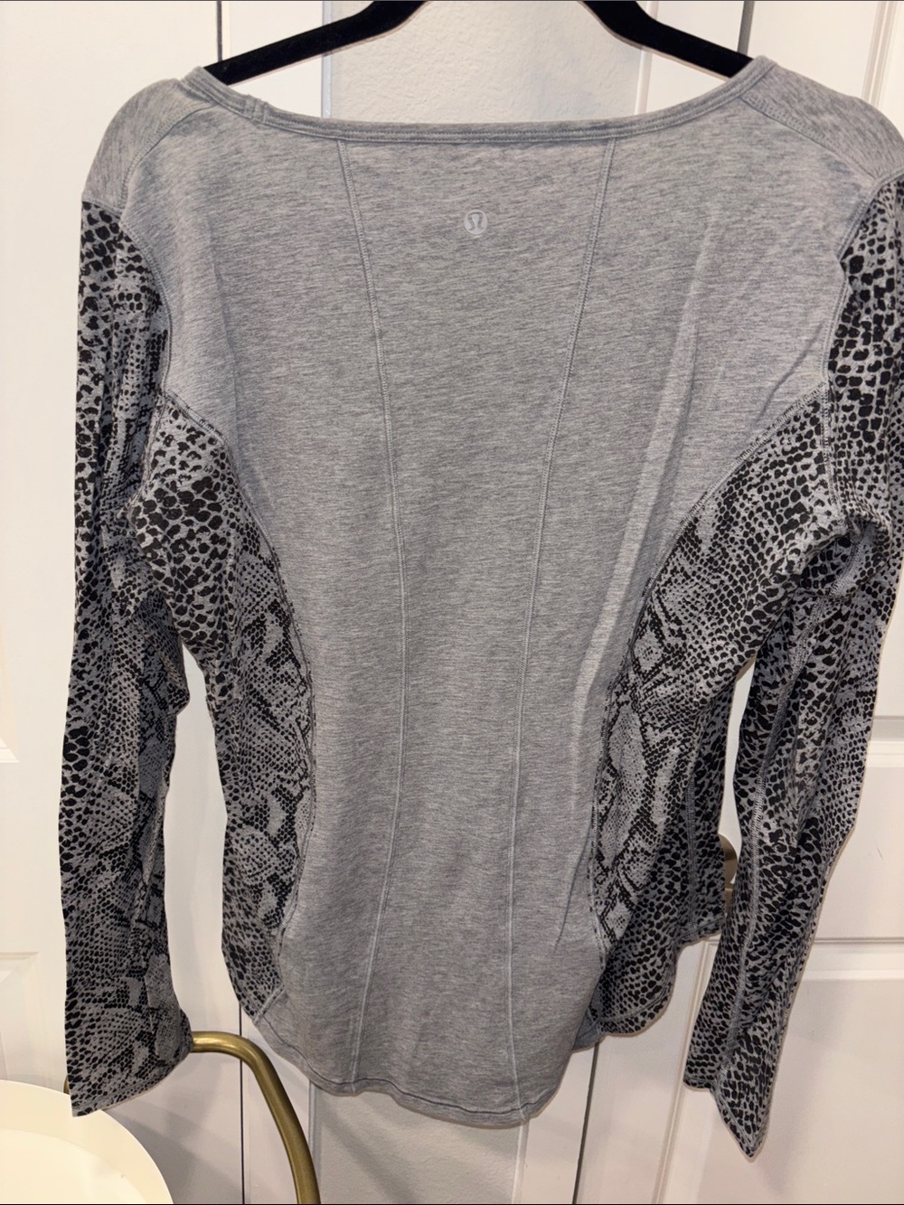 EUC Lululemon Between the Lines Snake Print Active Tee - Picture 6 of 6